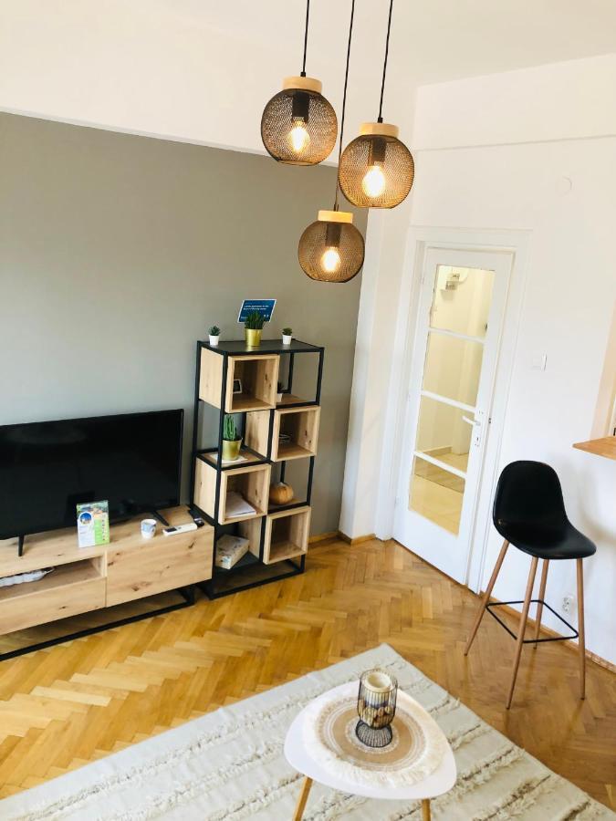 Lovely Studio Bukurešť Exteriér fotografie